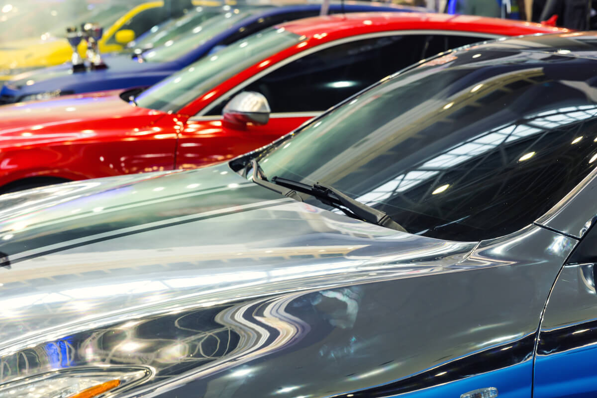 綺麗に磨かれた車