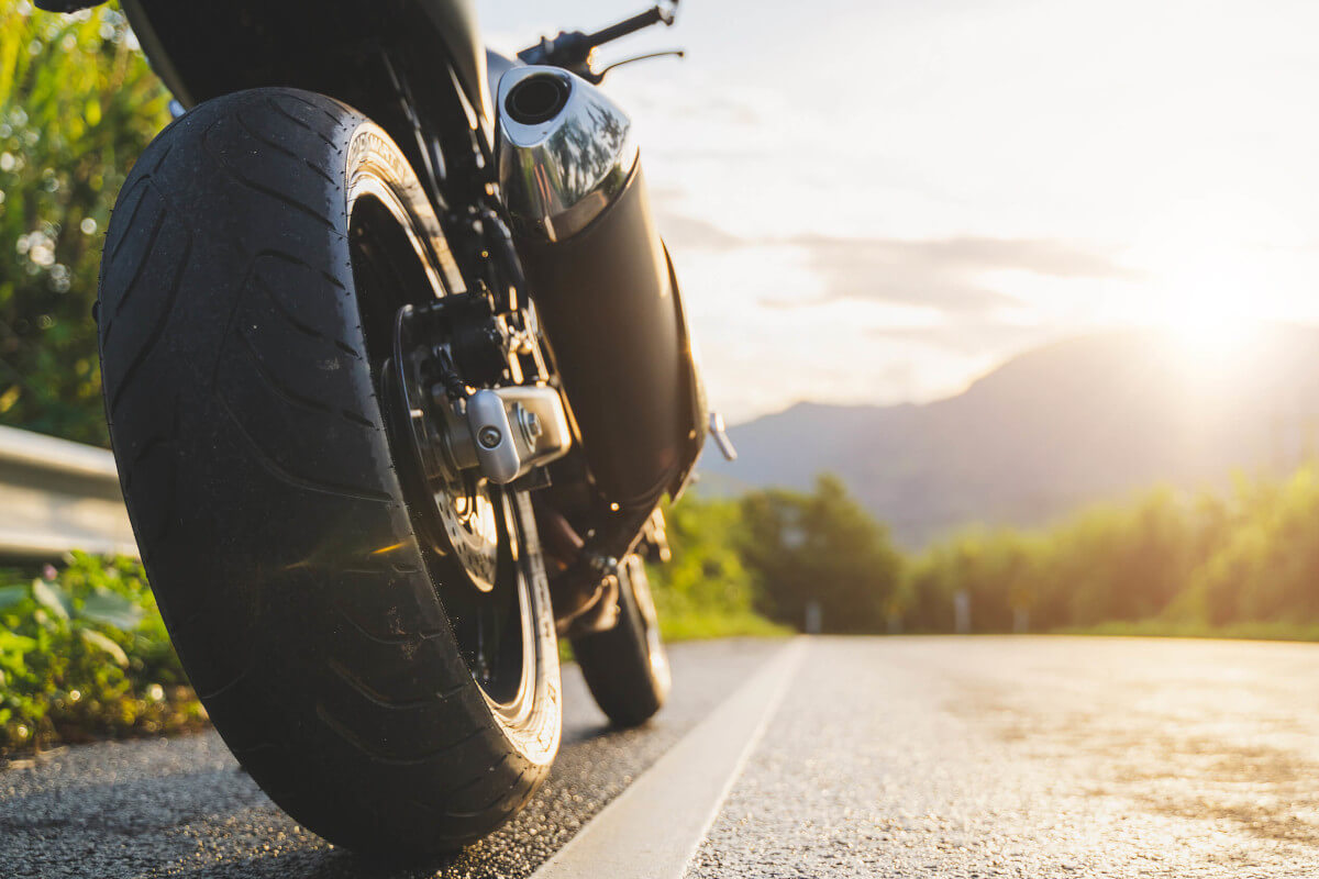 バイクのマフラー